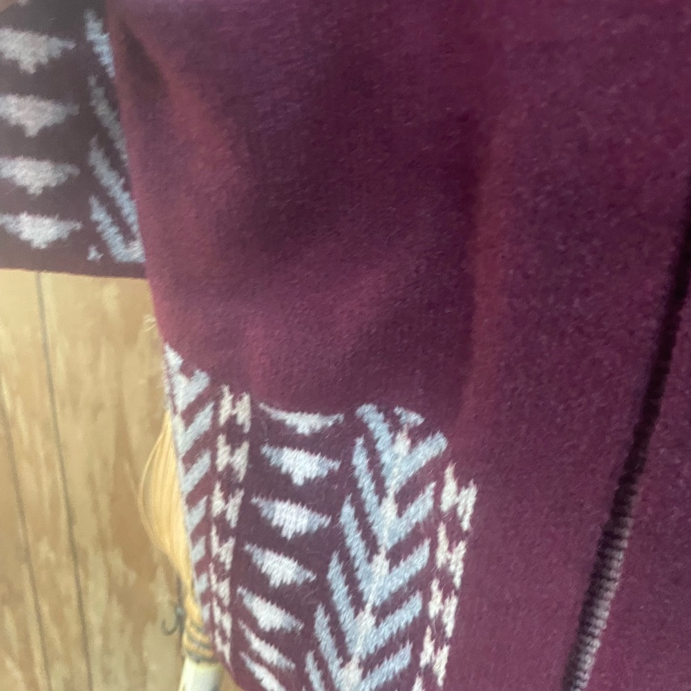 Frye Beautiful Burgundy Cardigan (M)-NWT❤️ - Picture 4 of 8